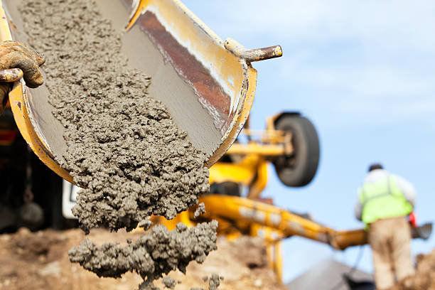 Best Concrete Driveway Installation  in Mcleansboro, IL